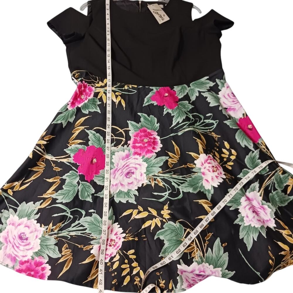 JD Williams sz 18 floral cold shoulder dress zip back party wedding occasion NEW